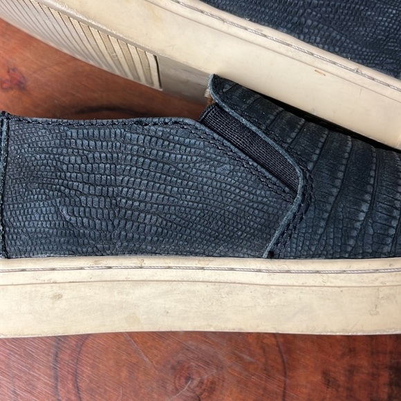 Frye Gemma Slip On - Picture 8 of 11